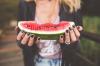 Sorbet semangka untuk menurunkan berat badan: resep selangkah demi selangkah
