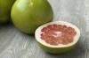 Mengapa buah pomelo bermanfaat?
