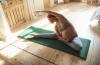 Bagaimana melakukan yoga dengan aman selama kehamilan