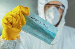 Virus korona yang parah dapat diprediksi: dokter menyebut gejala berbahaya