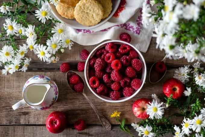 Resep souffle berry musim panas langkah demi langkah: cara memasak dalam 10 menit