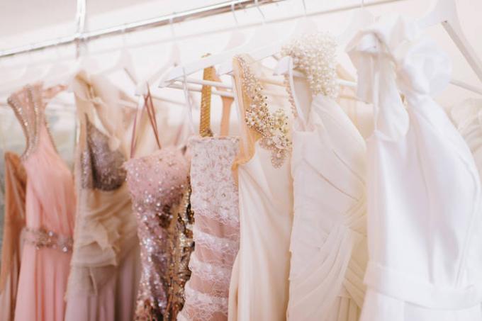 Yang paling gaun prom modis untuk 2019: keanggunan dan mewah (foto)