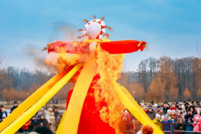 Maret 9 hari keenam Carnival - pertemuan Zolovkina: apa yang bisa dan tidak bisa lakukan pada hari Sabat