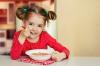 Anak menolak untuk makan di TK: Top 5 penyebab dan solusi yang mungkin